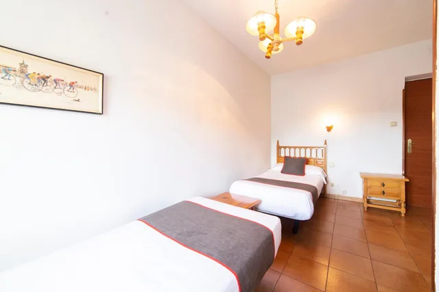 غرفة بسريرين منفصلين، Oyo Hotel Mavi 6/10