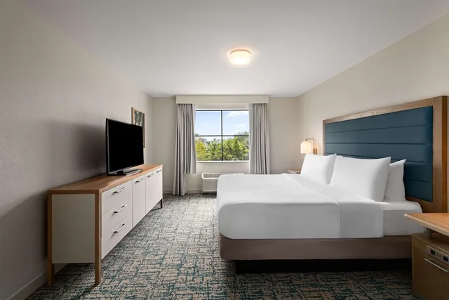 1 King Hearing Accessible Suite، Homewood Suites by Hilton West Palm Beach 2/8