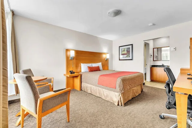 غرفة بزنس بسرير كوين، Motel Adam 1/6