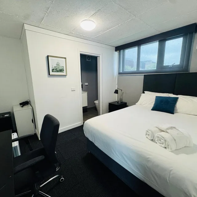 غرفة ديلوكس بسرير كينج وسرير كوين، Sora East Melbourne 1/3