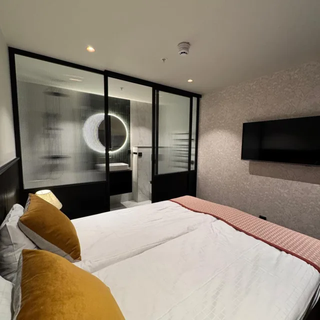 غرفة صغيرة مزدوجة، Crystal Plaza Hotel 9/10