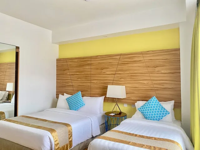 غرفة سوبيريور بسريرين منفصلين وسرير مزدوج وسرير فردي، Ferra Hotel And Garden Suites 2/6