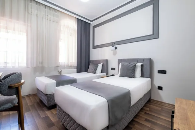 غرفة قياسية بسرير مزدوج، Sur Hotel 8/10