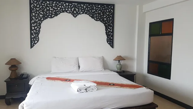 غرفة ديلوكس بسرير مزدوج، Wangburapa Grand Hotel 10/10