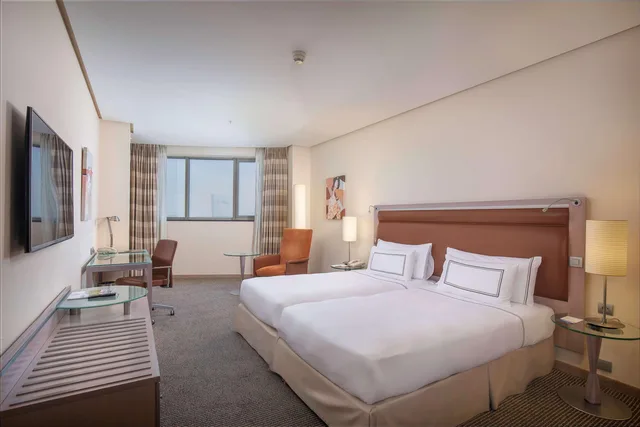 غرفة قياسية بسريرين منفصلين، Melia Valencia Palacio de Congresos Formely Hilton Valencia 10/10