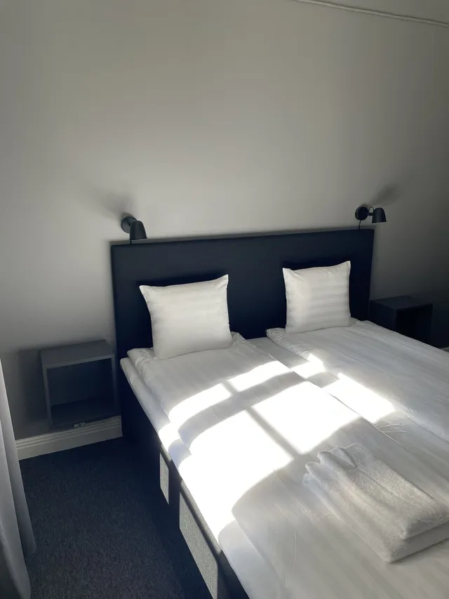 غرفة أساسية بسرير كينج، Birka Hostel 1/4
