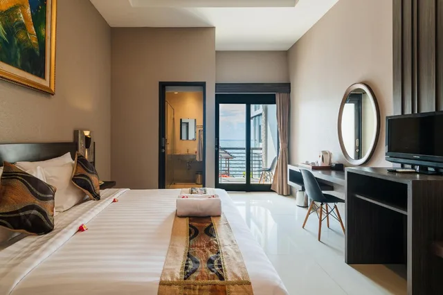 غرفة ديلوكس بإطلالة على المسبح، Padma Sari Hotel 4/10