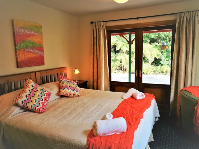 جناح بسريرين منفصلين بغرفة نوم واحدة بحوض جاكوزي، Awatuna Homestead 1/4
