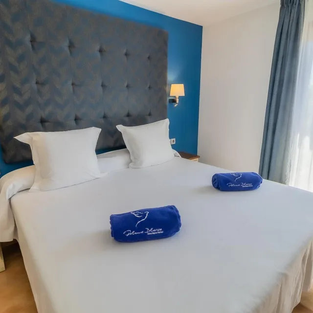 غرفة سوبيريور بسرير مزدوج بشرفة، Paloma Blanca Boutique Hotel 1/7