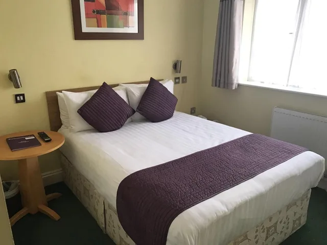 غرفة بسرير مزدوج، Harefield Manor Hotel 3/9