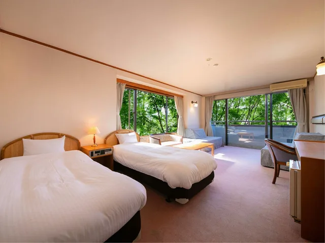 غرفة بسريرين منفصلين في الملحق، The Hotel Fujiyama 1/1