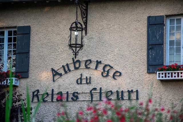 HOTEL LE RELAIS FLEURI، أوكسار 2/50