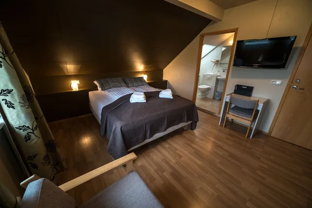 غرفة قياسية بسرير مزدوج، Hotel Breiodalsvik 4/10