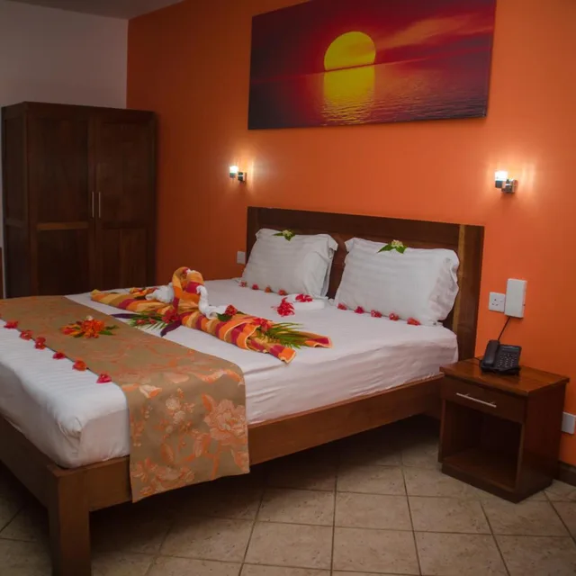 Standard, King Bed, Le Recif Dore Mauritius 1/10