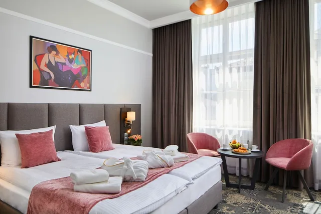 Comfort, Apartment, Twin Beds, Hotel Estera 1/2