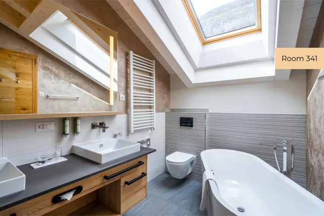 Superior, King Bed, Hotel La Ginabelle 4/5
