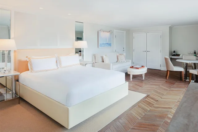 Studio, Suite, King Bed, Resort View, Surf and Sand Hotel 1/4