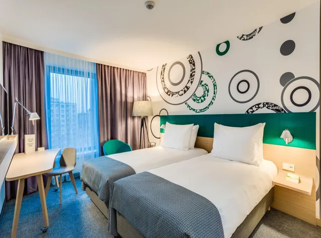 غرفة قياسية بسرير كينج، Holiday Inn Warsaw City Centre 1/7
