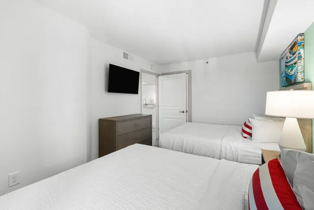 3 Bedrooms, Mariner, Condo, Deluxe, Ocean Front، Compass Cove Resort 4/10