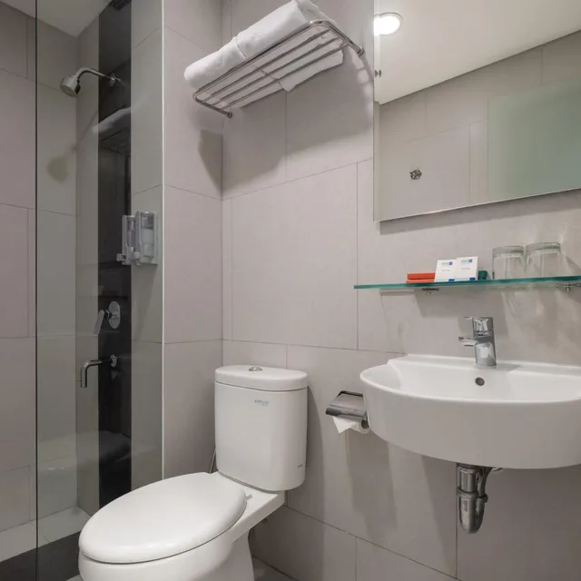 غرفة ديلوكس بسرير كينج، Hotel 88 Blok M 6/6