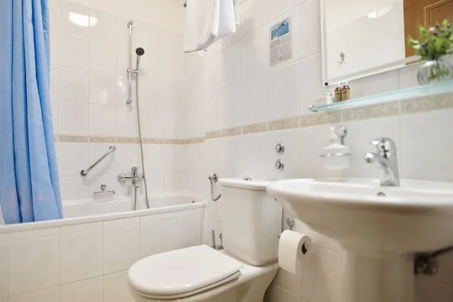 Standard, Double or Twin Bed, Street View، Hotel Lovran 10/10