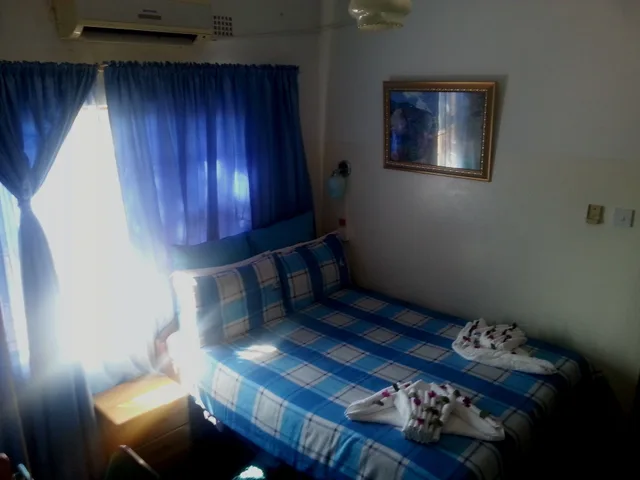 غرفة عائلية، Liya Lodge and Campsite 1/1