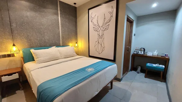 Smart, Queen Bed, No Window، Hotel Dafam Wonosobo 2/2