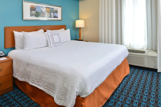 استوديو بسرير كينج مع أريكة، Fairfield Inn & Suites by Marriott Birmingham Bessemer 1/5