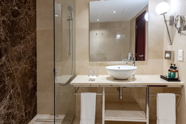 جناح جونيور بسرير كينج في طابق مرتفع، Crowne Plaza Porto 10/10
