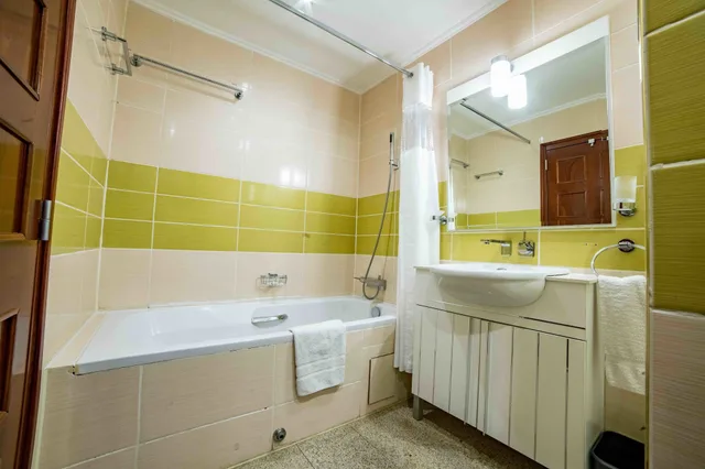 جناح بسريرين كينج بغرفتي نوم، Alphaplus Apartments 6/7