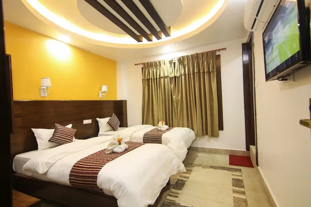 Deluxe, Twin Beds, Hotel Lakeside 2/2
