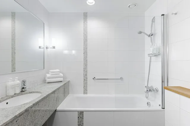 Tower, Superior, King Bed, with Extra Bed، Break Sokos Hotel Flamingo 3/3