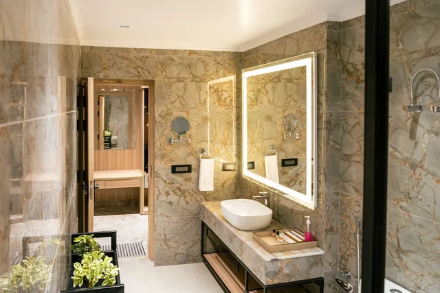 غرفة بريميوم بسرير مزدوج، Alpine Hotel and Villas 4/6