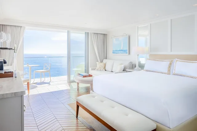 Premium, Studio, King Bed, Ocean Front, Accessible, Surf and Sand Hotel 1/4