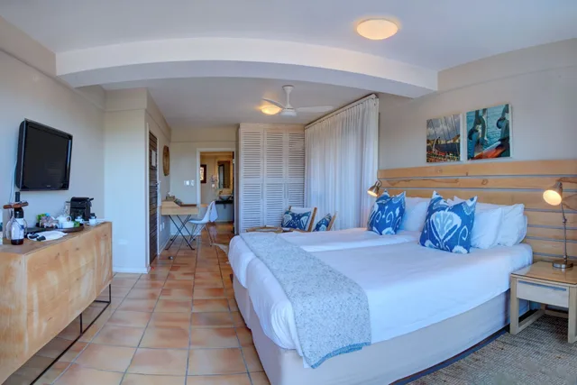 غرفة سوبيريور بسرير مزدوج بإطلالة على الشاطئ بغرفة نوم واحدة، Periwinkle Guest Lodge 1/5