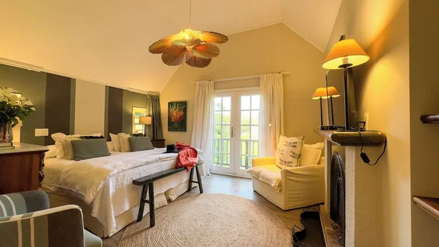 Petite, Suite, King Bed، LAuberge 4/8