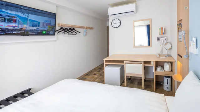 Room, Double Bed, Toyoko Inn Nagasaki Ekimae 3/7