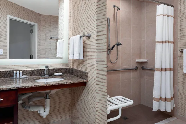 جناح بغرفتي نوم لذوي الإعاقة، Residence Inn by Marriott Cincinnati Downtown/The Phelps 6/6