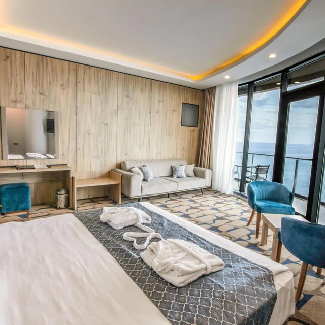 غرفة بسرير كينج بإطلالة على البحر، Blue Mudanya Hotel 5/10