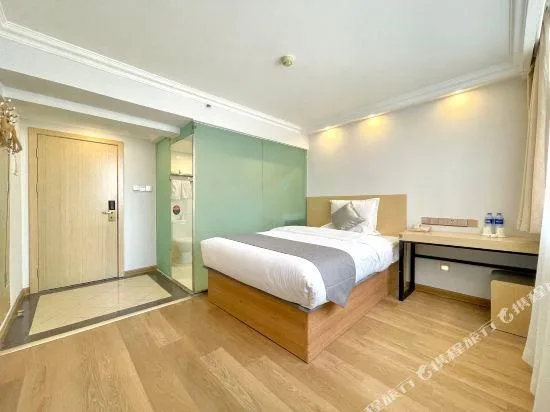 غرفة سوبيريور بسرير مزدوج، Green Tree Inn Urumqi South Xinhua Road Business Hotel 2/2