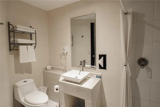 جناح بسرير كينج، Best Western Real Tula Express 3/4