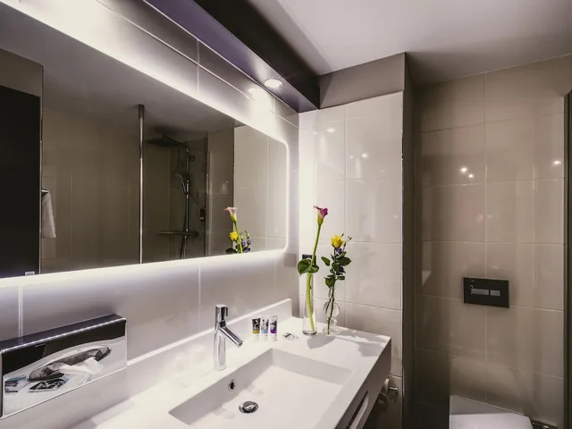 غرفة بريفيليج بسرير مزدوج، MERCURE PAU PALAIS DES SPORTS 5/9