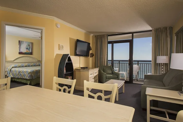 3 Bedrooms, Condo, Standard, 2 Double Beds, 2 King Beds, Ocean Front, Sofa، Grande Shores Ocean Resorts Condominiums 5/6