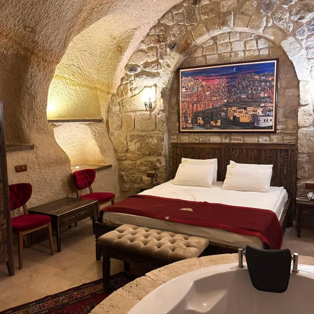Deluxe, Double Bed, Under Cave Hotel 2/10