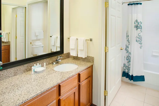 غرفة، Residence Inn Dallas Park Central 3/4