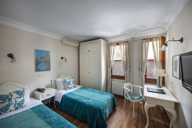 غرفة اقتصادية ثلاثية بسريرين كوين، Hotel Sari Konak 1/9