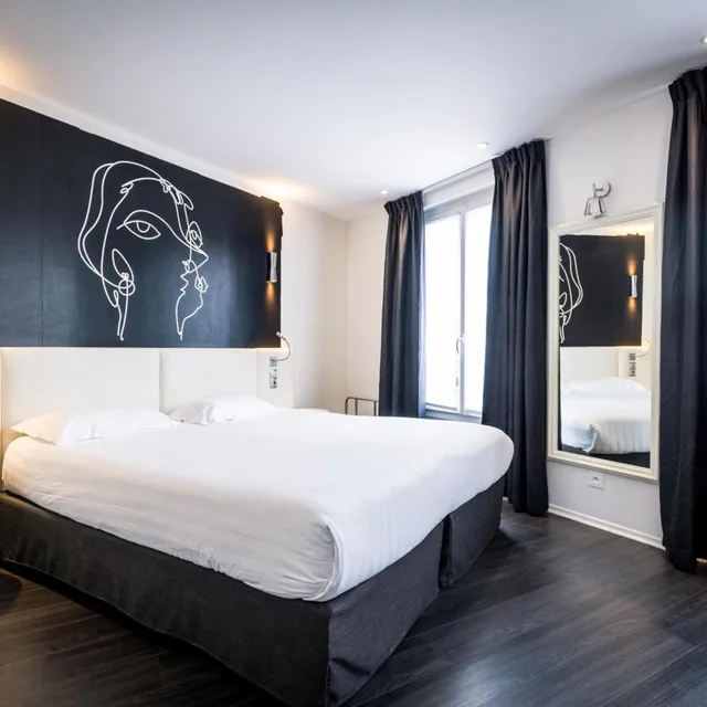 غرفة ثلاثية مع أريكة، Hotel Montparnasse Saint Germain 2/5