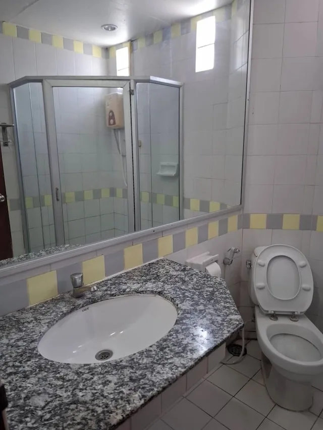 غرفة قياسية بسرير كوين، Lopburi Residence Hotel 2/3