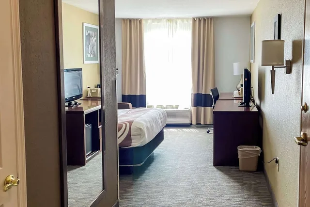 غرفة بسرير مزدوج لذوي الإعاقة، Quality Inn & Suites Georgetown - Seaford 3/8
