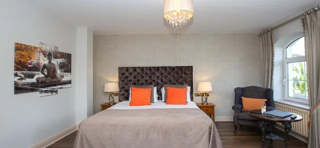 جناح بسرير كينج بجاكوزي، Brook Lodge Boutique Hotel 1/4